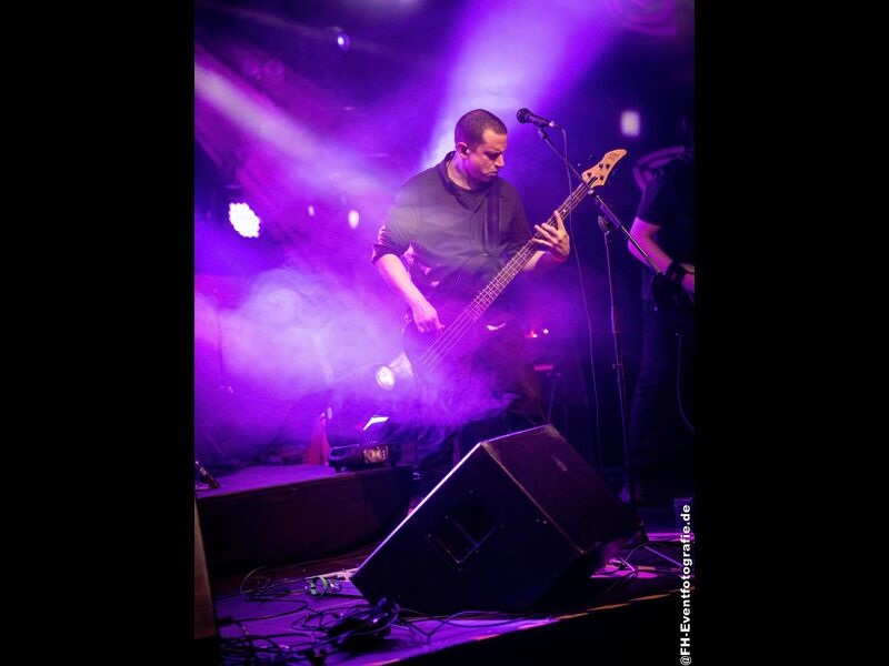 Dark Lightning live, Blick ins Publikum, 09. Dezember 2022. Foto: FH-Eventfotografie